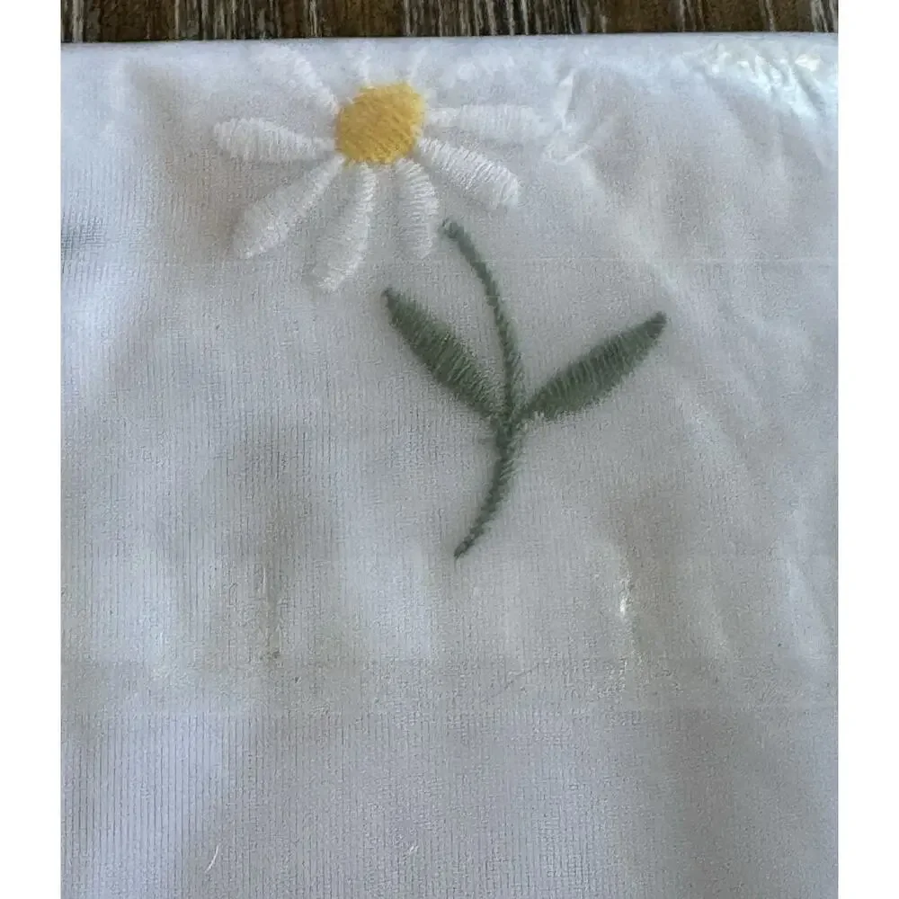 Vintage Lorraine Home Fashions Daisy Window Panel 60 x 84 White Yellow Sheer New